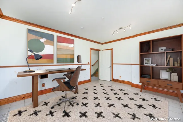 $1,495,000 | 411 Wood Road, Hartford, VT 05059