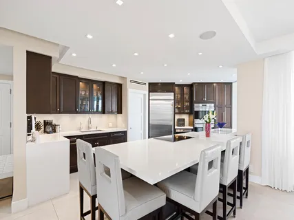 $3,150,000 | 2500 South Ocean Boulevard, Unit 3A3, Palm Beach, FL 33480