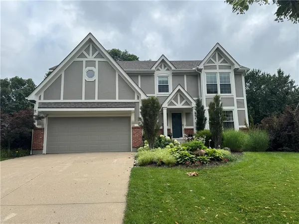 $500,000 | 22413 West 53rd Street, Shawnee, KS 66226