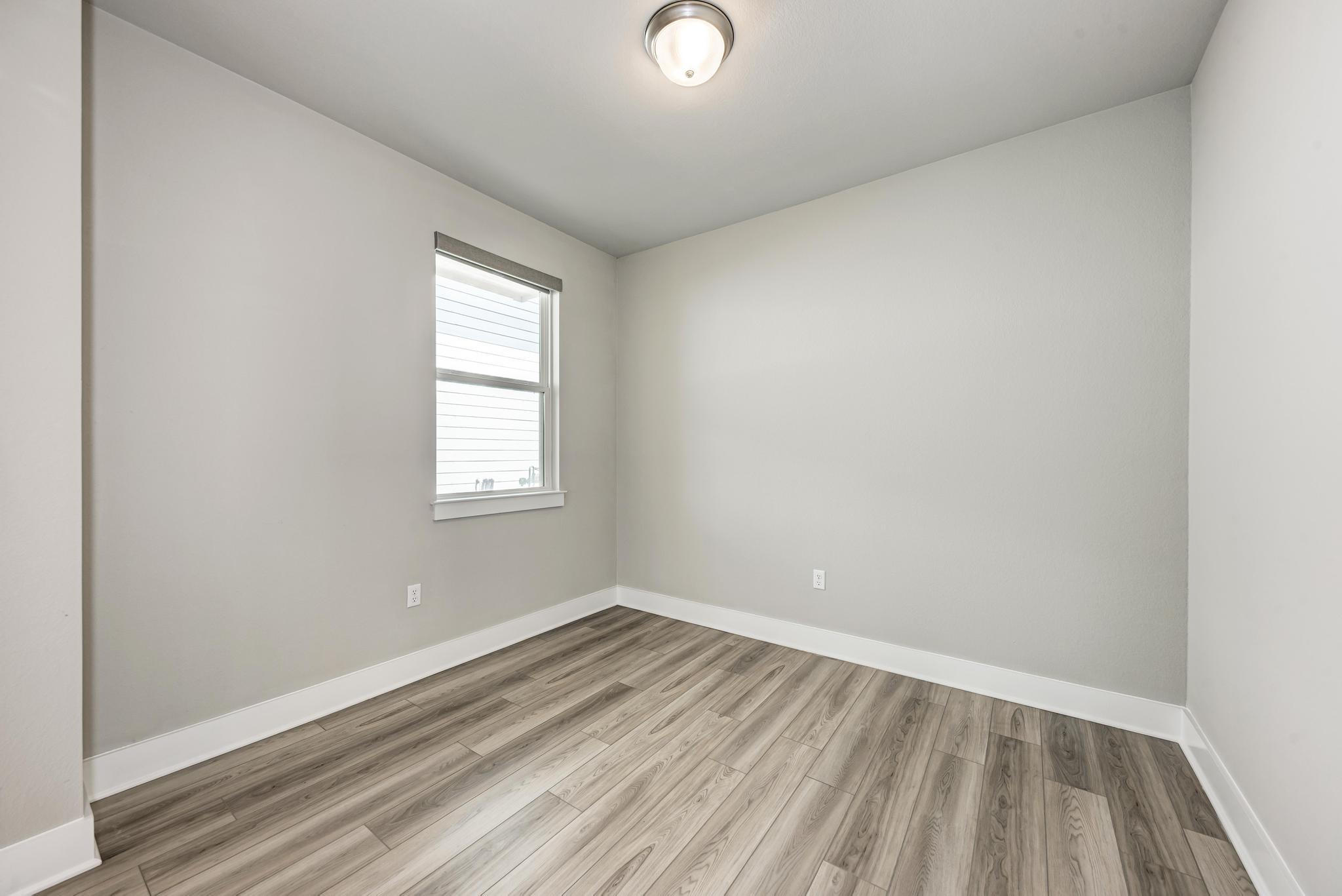 7203 Travertine Spring Drive Austin, TX 78744 - Photo 20 of 38