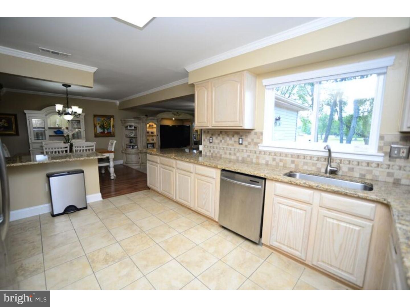 19 Bentley Drive Sewell, NJ 08080 - Photo 7 of 25