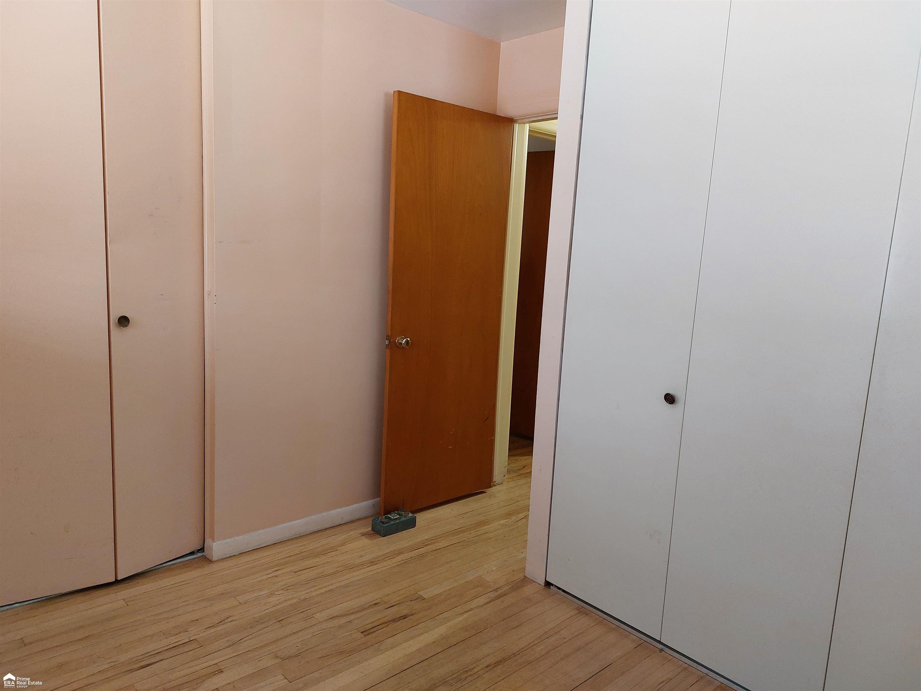 3609 Miller Road Flint, MI 48503 - Photo 20 of 39 50129725-e57377a4-a8f2-4fa3-8030-05da35e4f7b2.JPG
