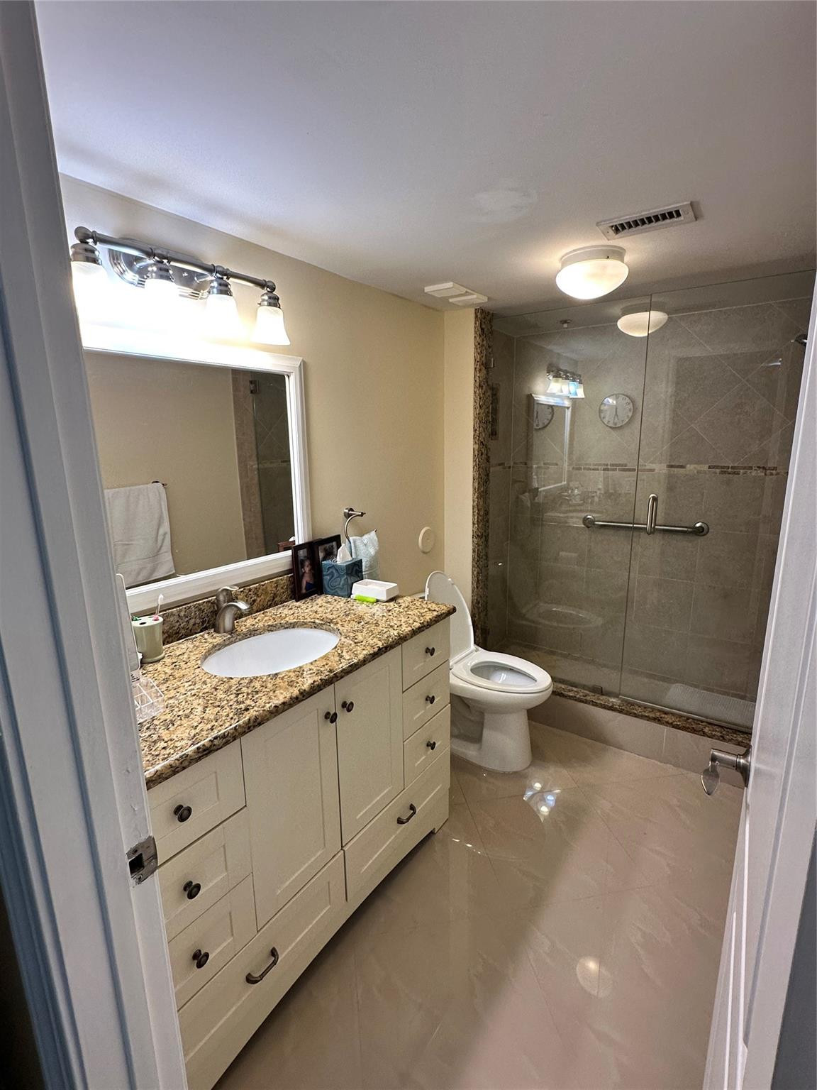 18761 Jolson Avenue, Unit 4 Boca Raton, FL 33496 - Photo 9 of 20 Photo 9