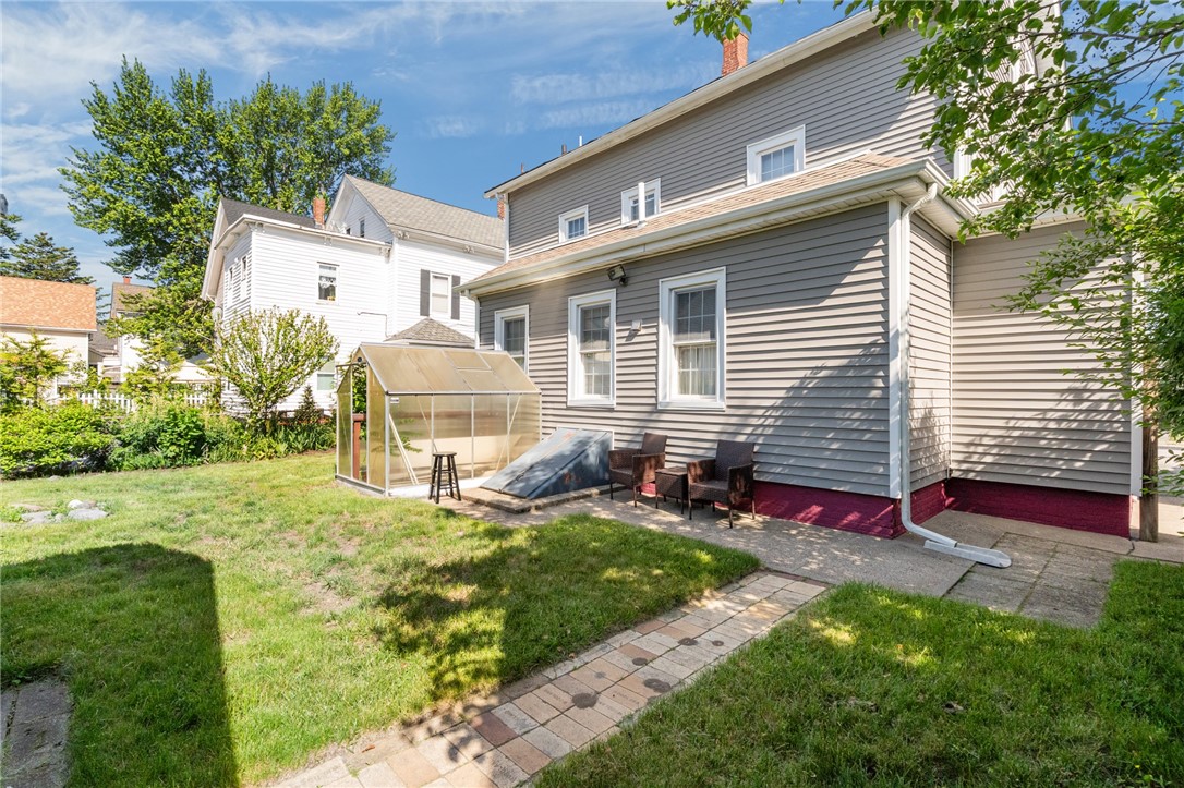 107 Spring Street Pawtucket, RI 02860 - Photo 40 of 41