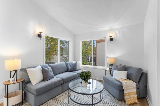 $299,900 | 1519 Logan Avenue North, Minneapolis, MN 55411