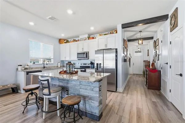 $409,900 | 2201 Gladiolus Lane, Mascotte, FL 34753