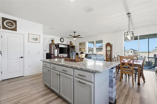 $409,900 | 2201 Gladiolus Lane, Mascotte, FL 34753