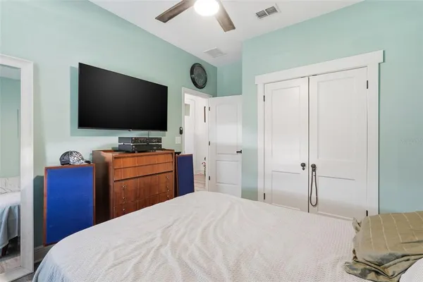 $409,900 | 2201 Gladiolus Lane, Mascotte, FL 34753