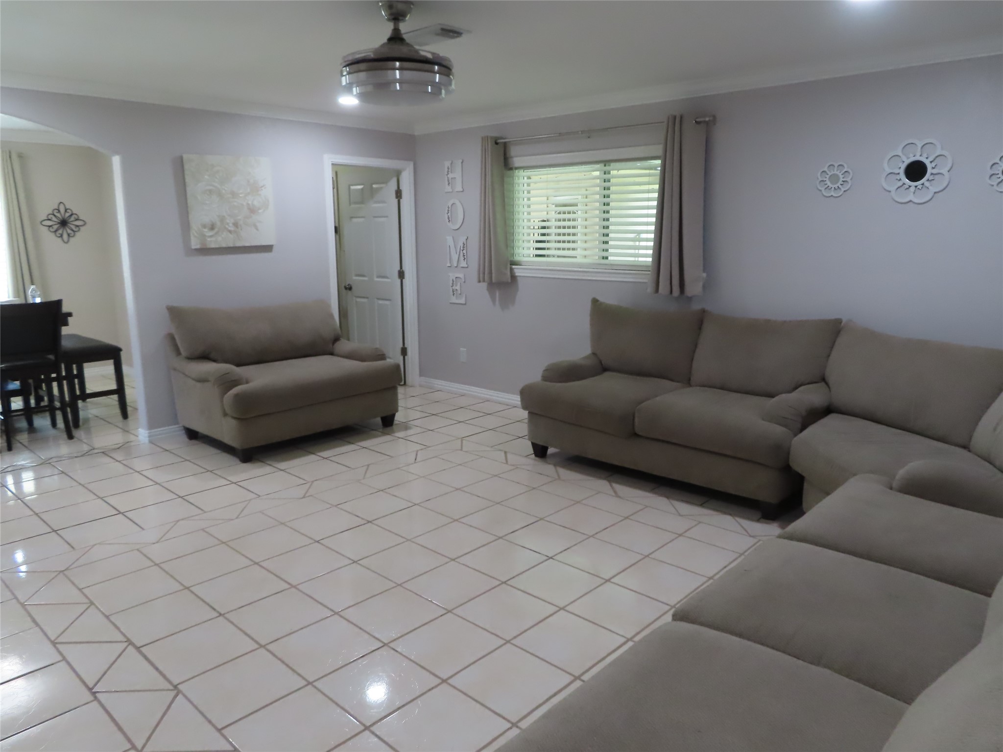 14207 Foxford Way Houston, TX 77015 - Photo 2 of 24