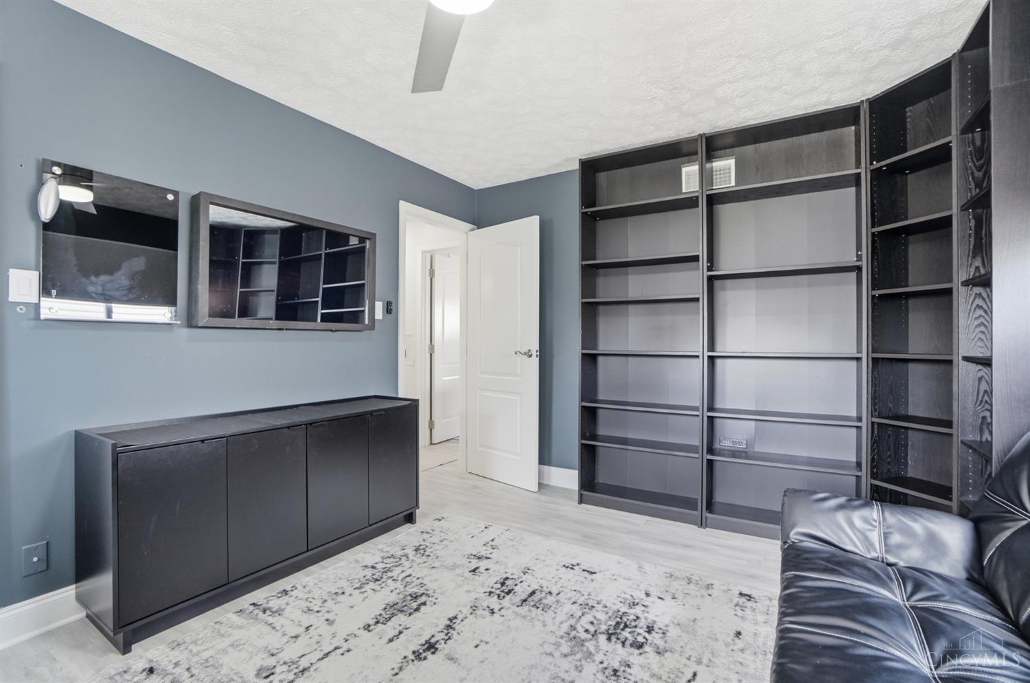 8639 Cheviot Road Cincinnati, OH 45251 - Photo 44 of 72