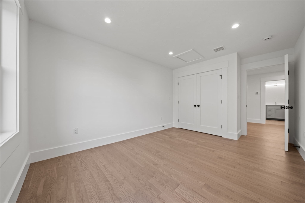 17 Upland Road Natick, MA 01760 - Photo 30 of 38