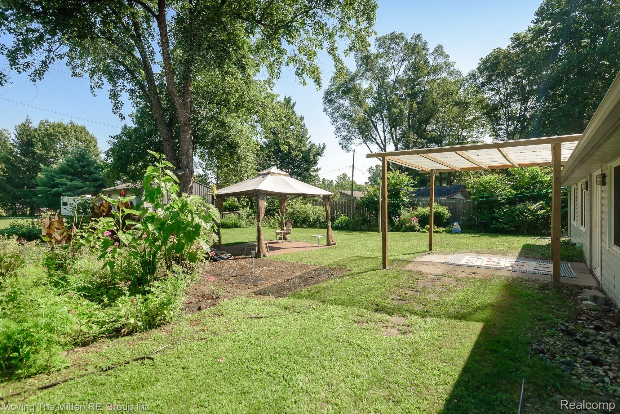 41834 Savage Road Belleville, MI 48111 - Photo 42 of 60 41.jpg
