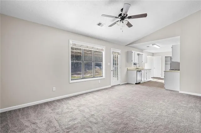 $1,900 | 5345 Memorial Lane Southwest, Powder Springs, GA 30127