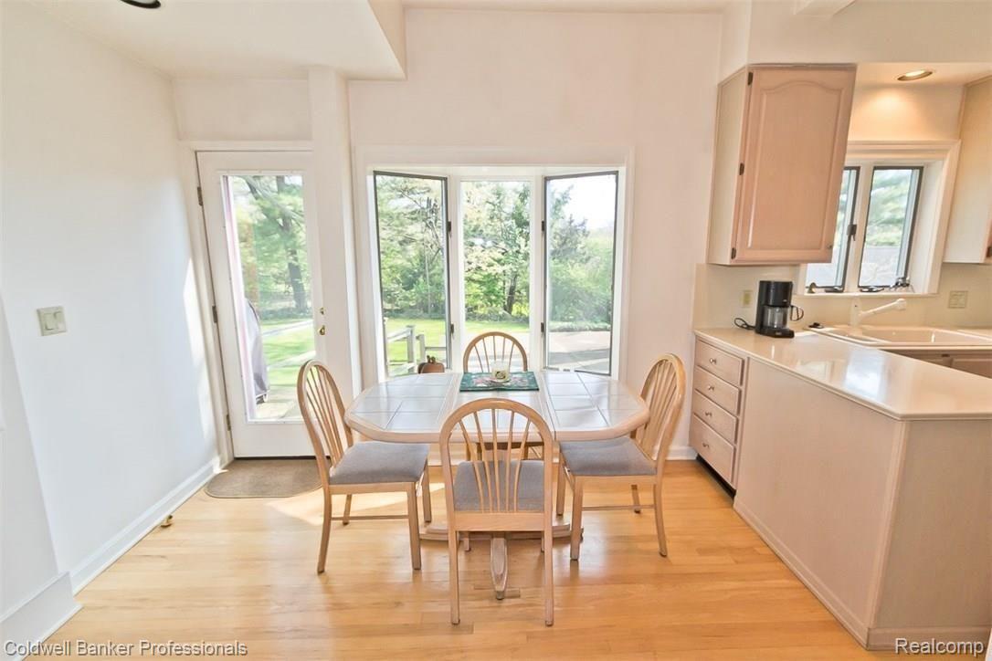 2324 Crooks Road Royal Oak, MI 48073 - Photo 24 of 51 E1.jpg