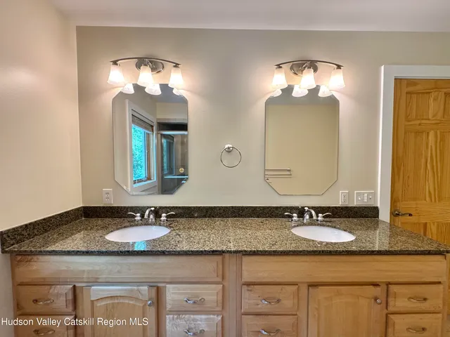 $649,000 | 86 Paul Horn Road, Catskill, NY 12414