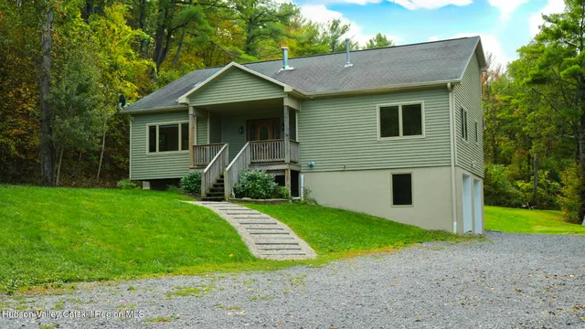 $649,000 | 86 Paul Horn Road, Catskill, NY 12414