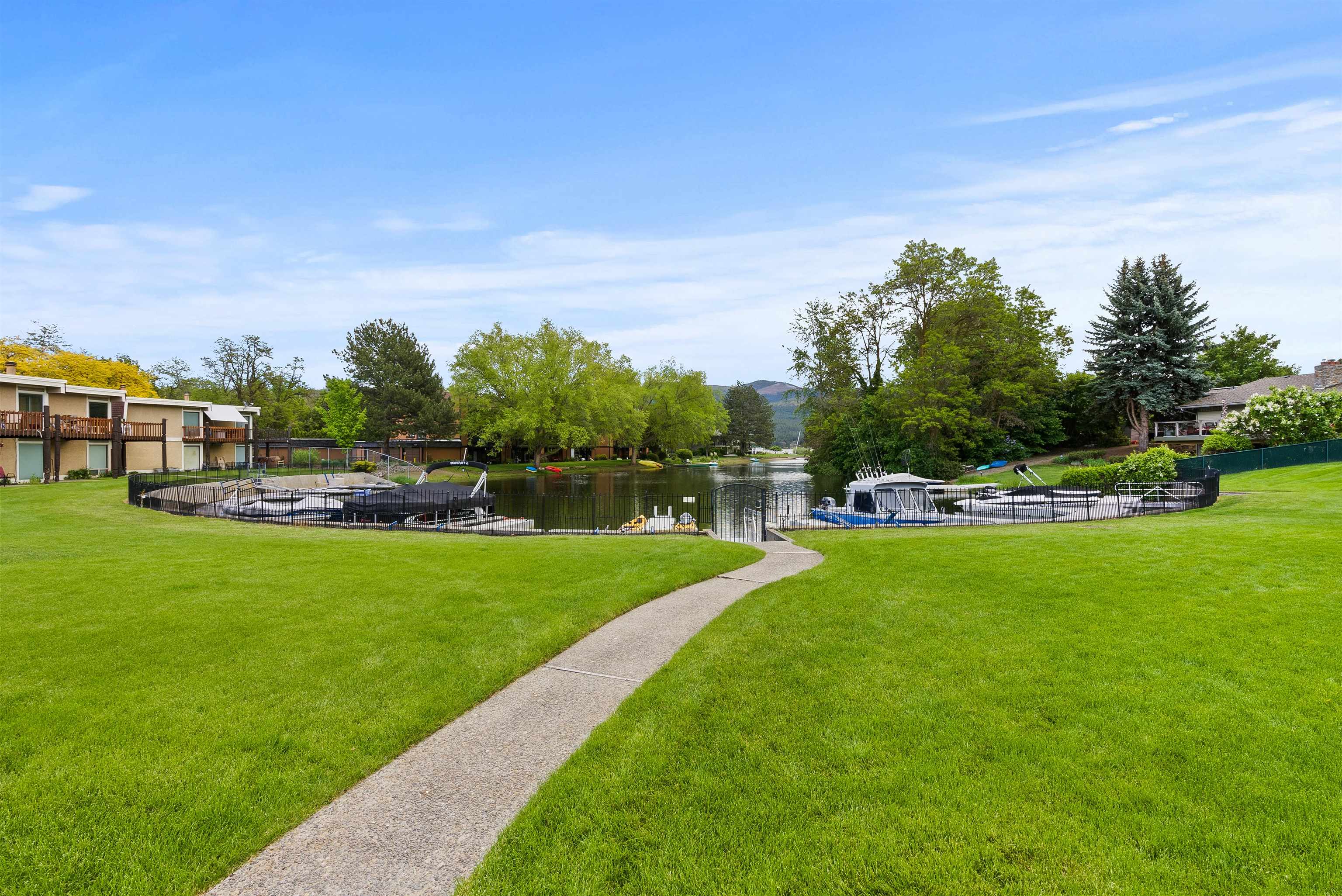 305 South Liberty Lake Road, Unit 8 Liberty Lake, WA 99019 - Photo 20 of 23