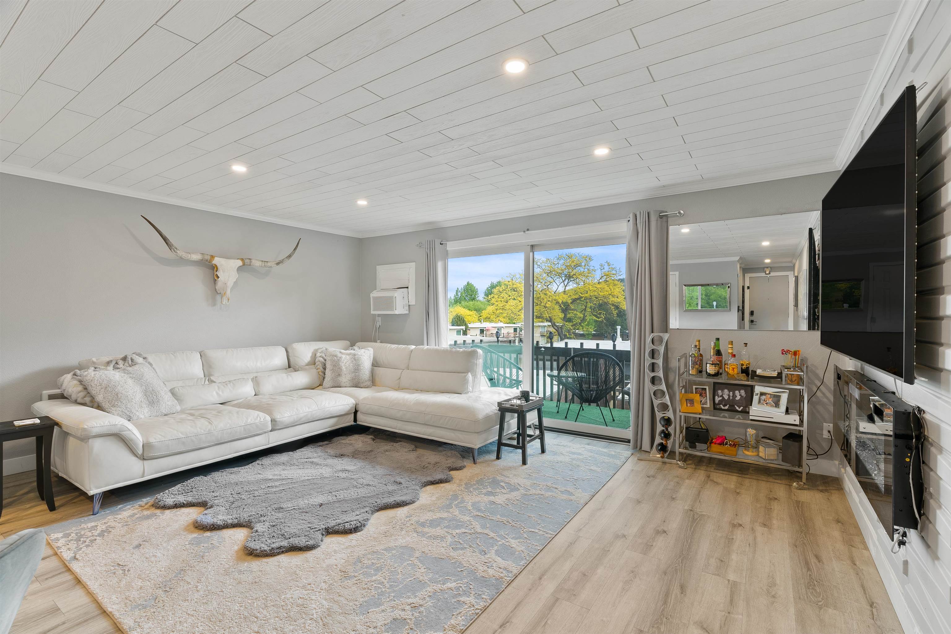 305 South Liberty Lake Road, Unit 8 Liberty Lake, WA 99019 - Photo 3 of 23