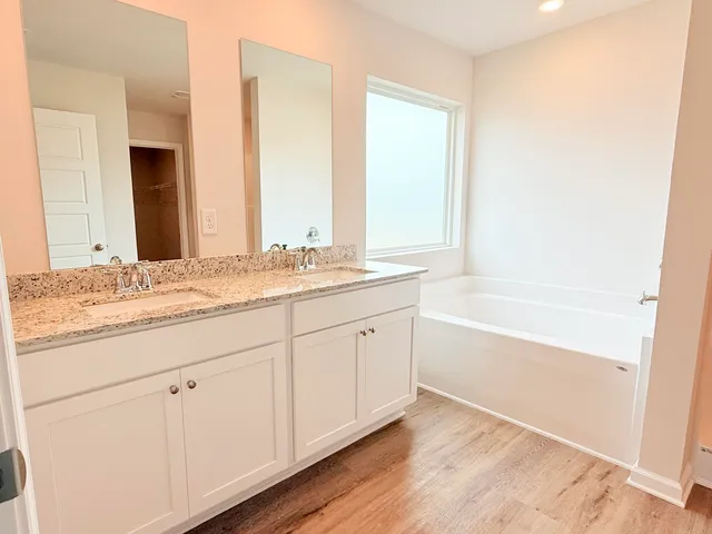 $3,000 | 1946 Tree Swallow Drive, Tallahassee, FL 32311