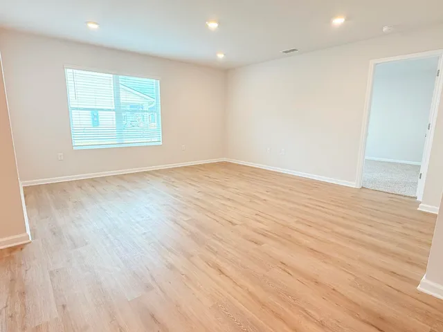 $3,000 | 1946 Tree Swallow Drive, Tallahassee, FL 32311