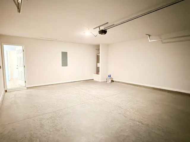 $3,000 | 1946 Tree Swallow Drive, Tallahassee, FL 32311