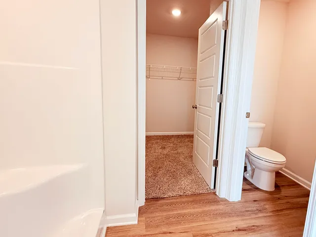 $3,000 | 1946 Tree Swallow Drive, Tallahassee, FL 32311