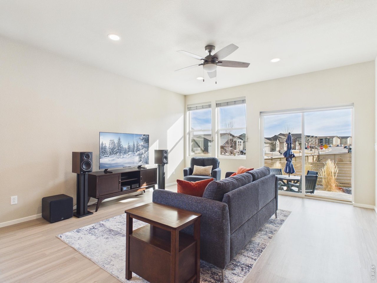 6602 6th Street Greeley, CO 80634 - Photo 13 of 38 Living room