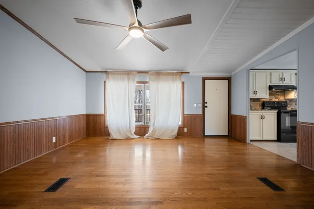 $350,000 | 1651 Neptune Road, Ashland City, TN 37015