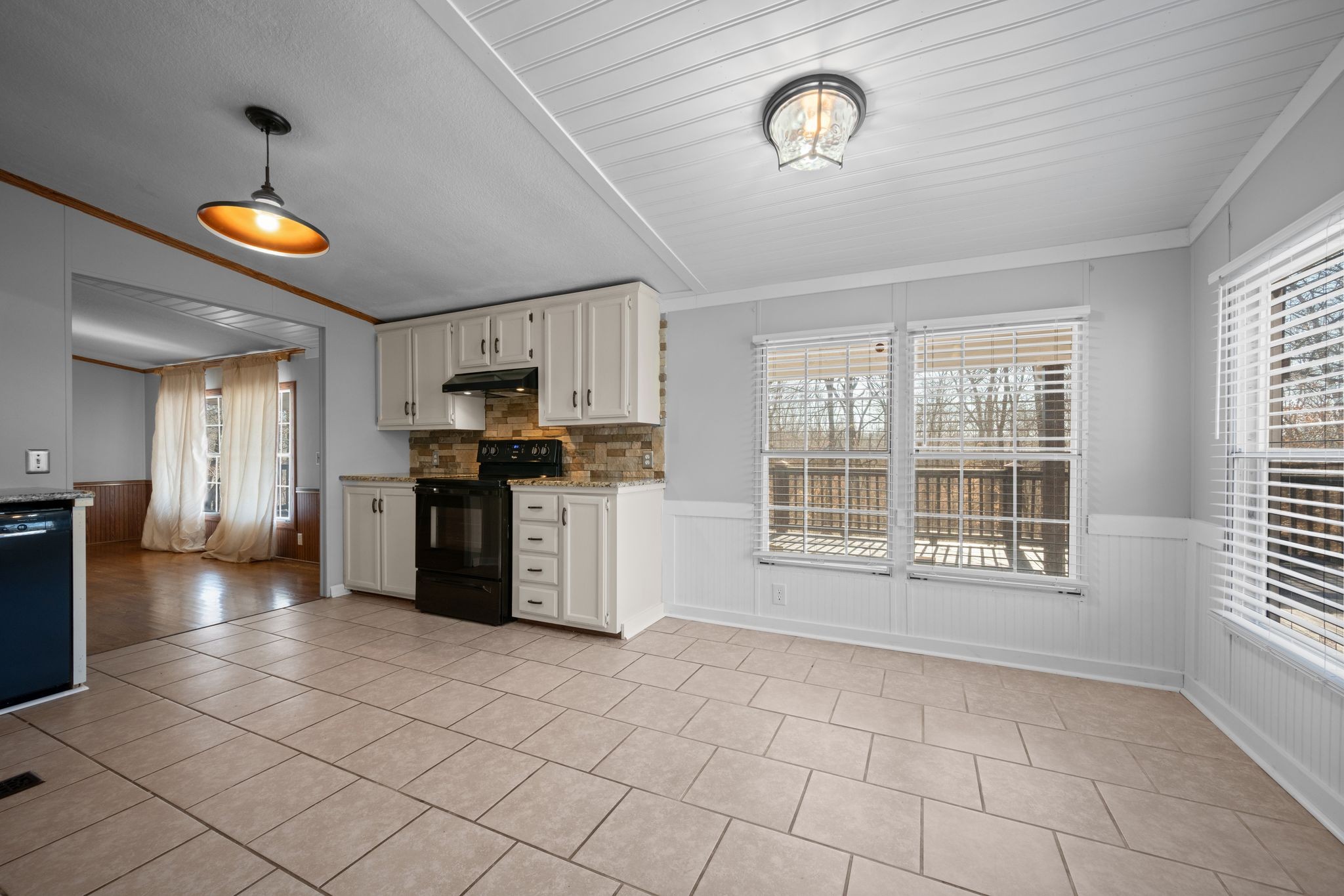 1651 Neptune Road Ashland City, TN 37015 - Photo 10 of 44