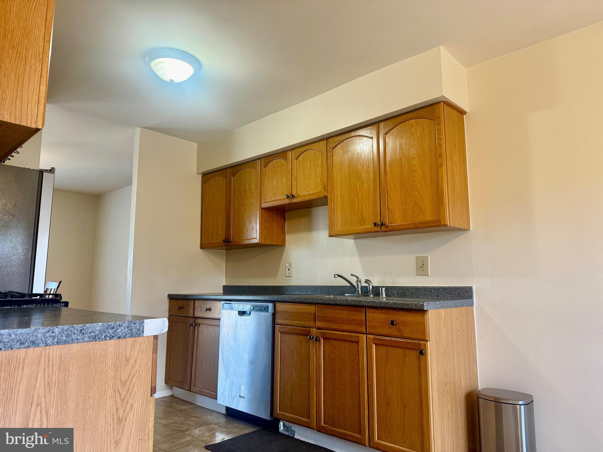 10470 Faulkner Ridge Circle, Unit 8 5 Columbia, MD 21044 - Photo 8 of 38 Gallery Image 8