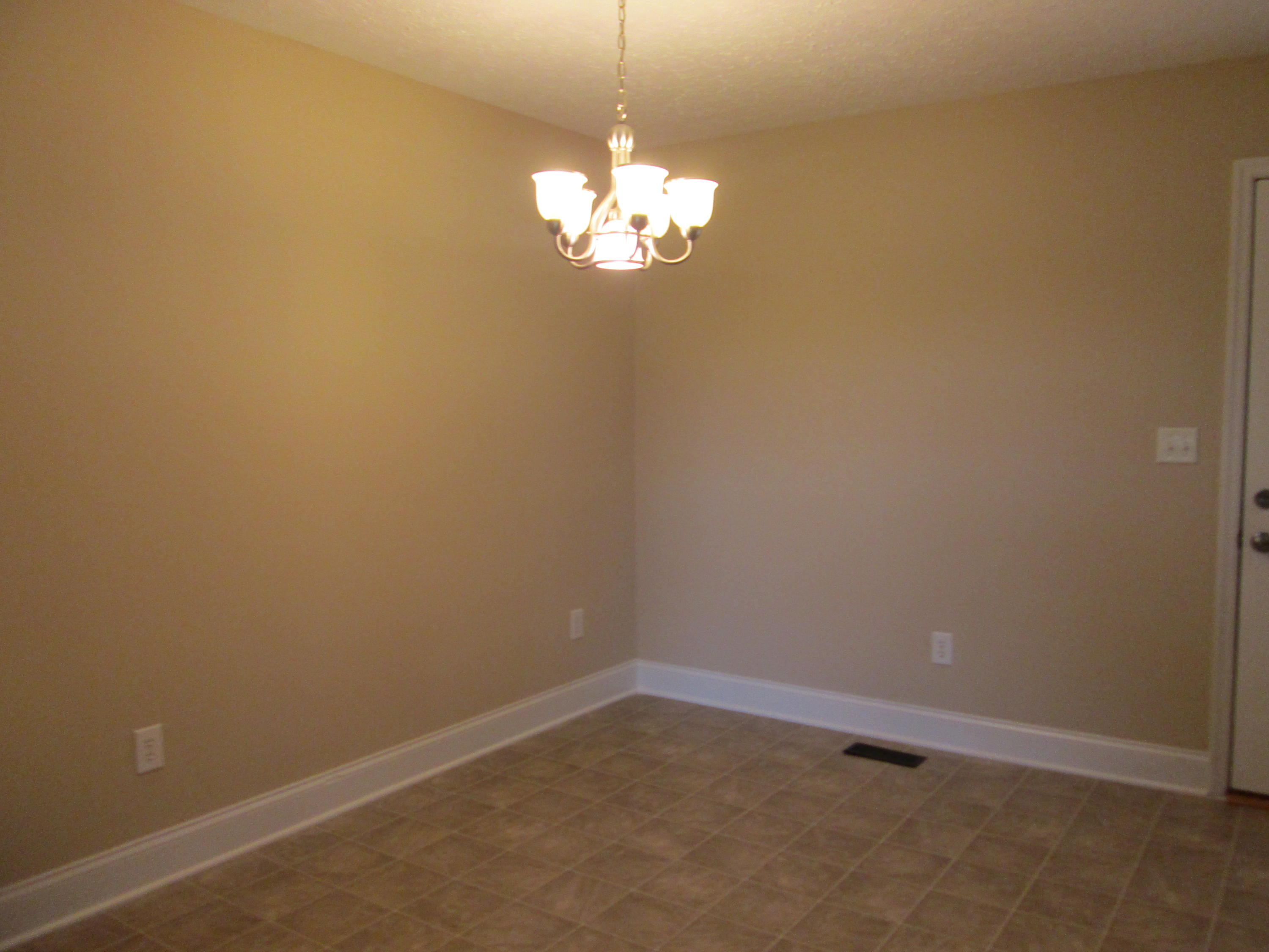 198 Holcomb Road Ringgold, GA 30736 - Photo 5 of 13 Dining Room