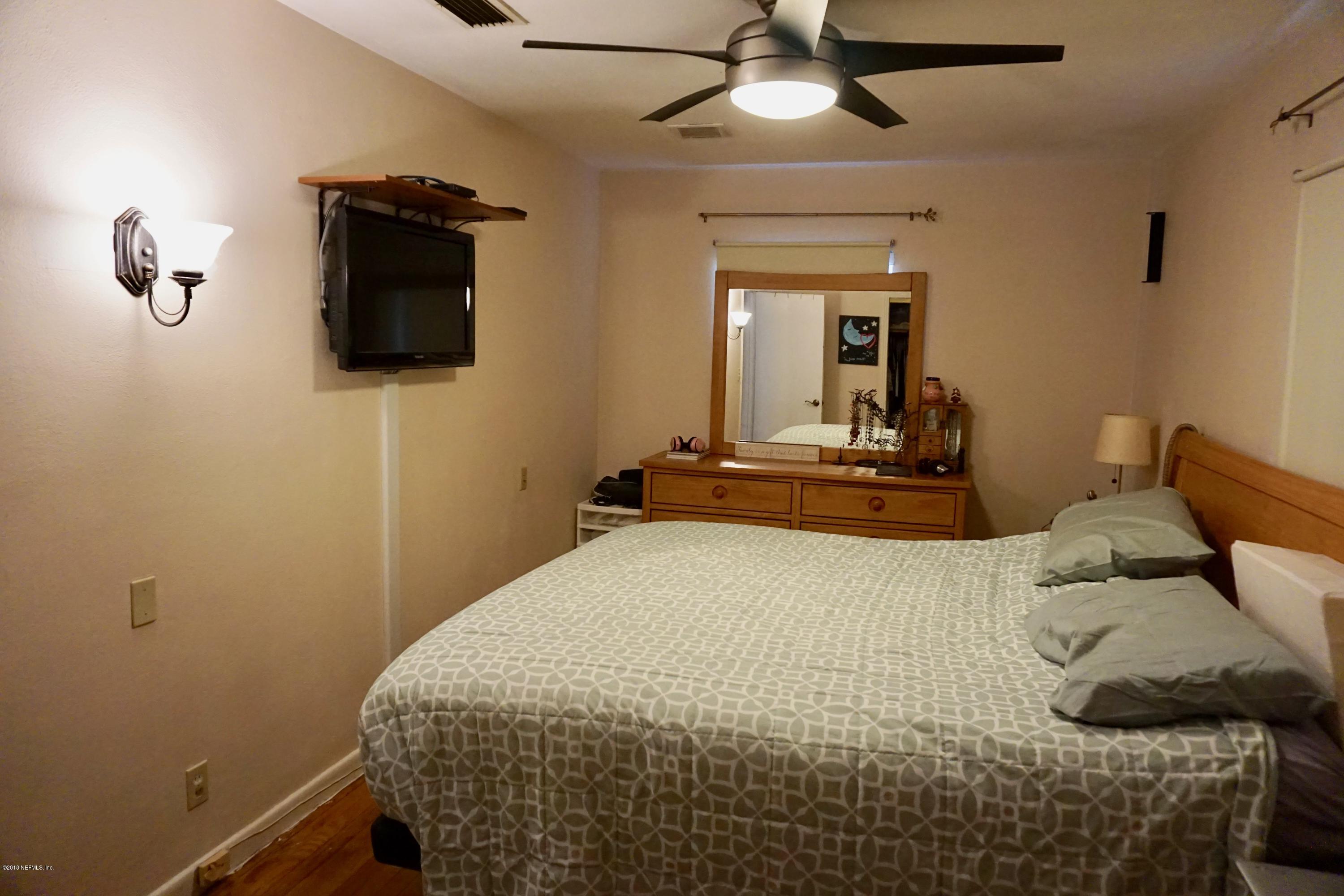 1942 Gamewell Road Jacksonville, FL 32211 - Photo 12 of 16 DSC01467