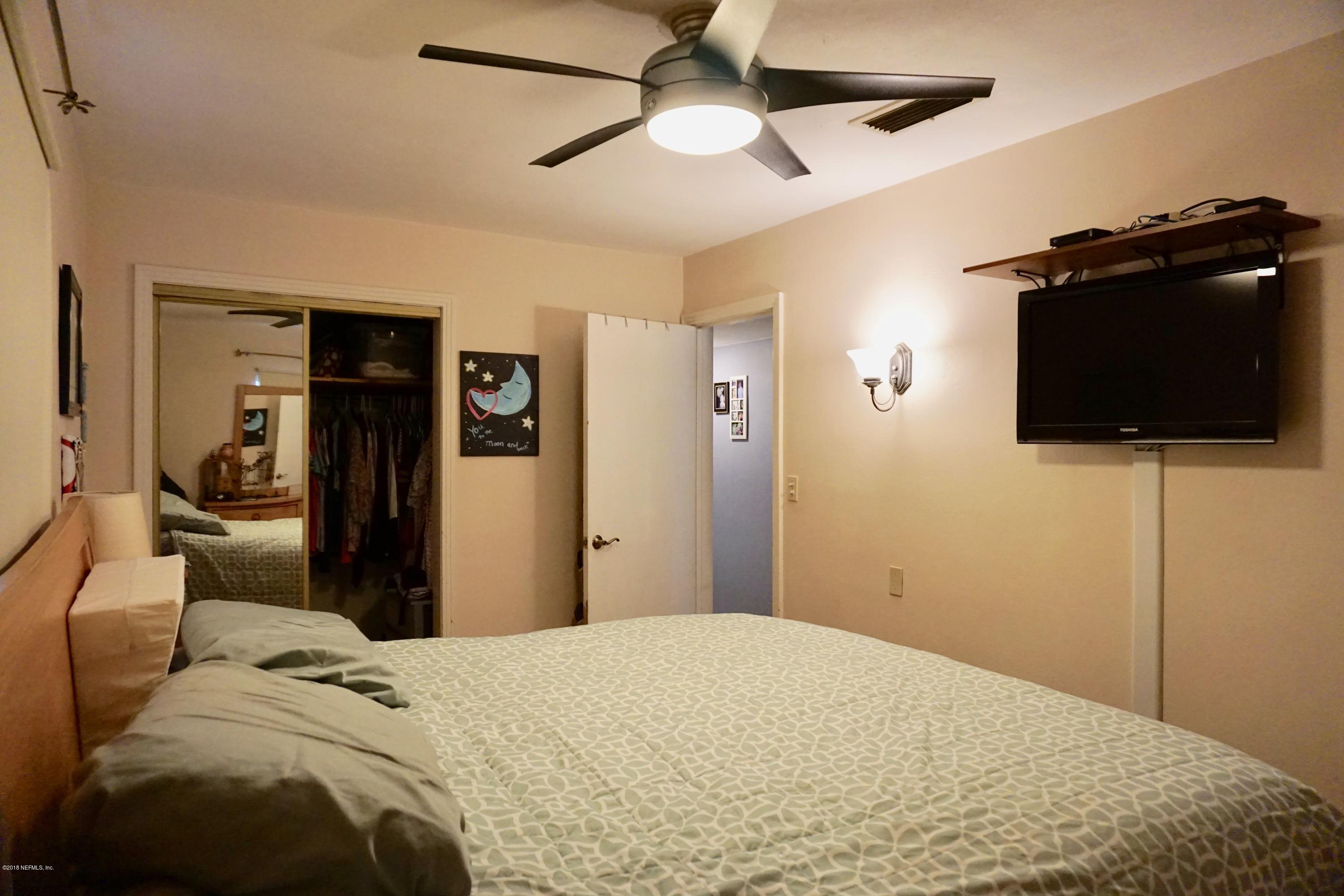 1942 Gamewell Road Jacksonville, FL 32211 - Photo 13 of 16 DSC01470
