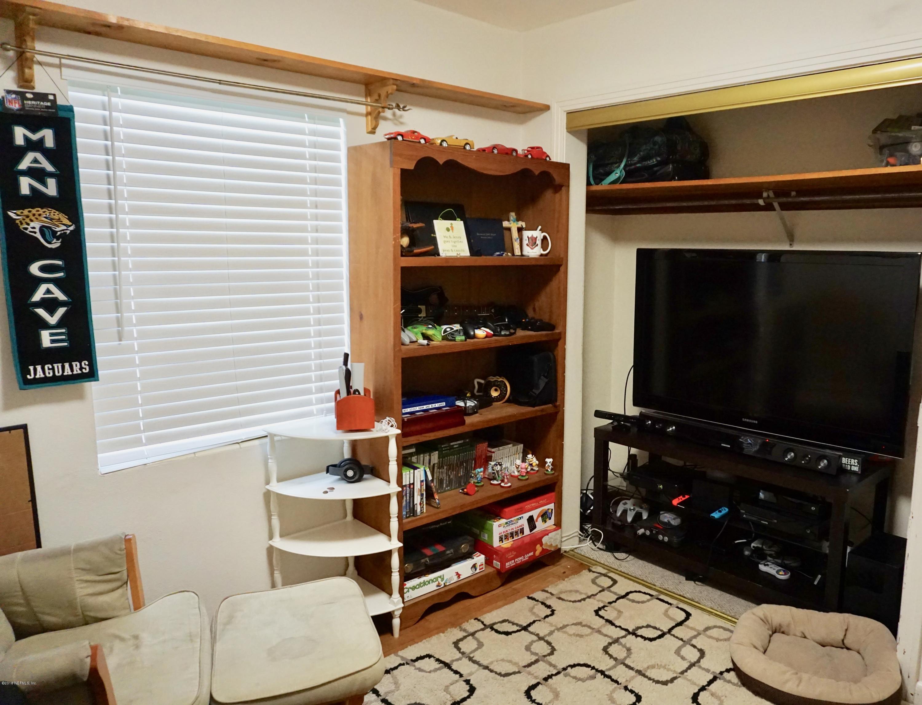 1942 Gamewell Road Jacksonville, FL 32211 - Photo 8 of 16 DSC01476