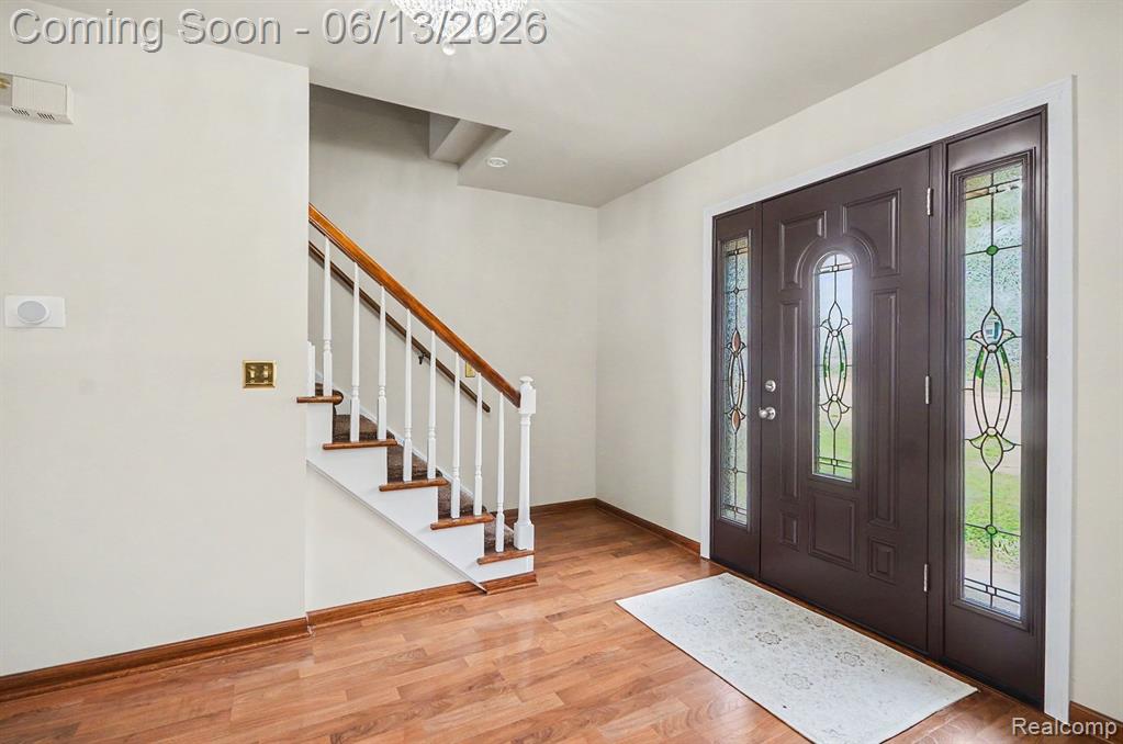 6653 Flintlock Ridge Utica, MI 48317 - Photo 4 of 31