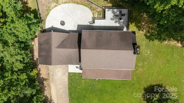 $429,000 | 2038 Toms Creek Road, Marion, NC 28752