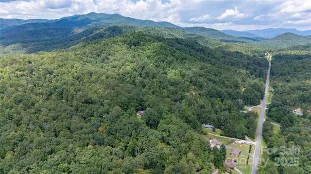 $429,000 | 2038 Toms Creek Road, Marion, NC 28752