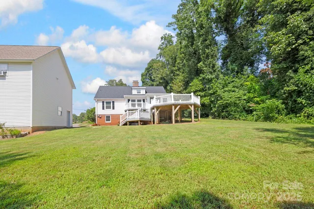 a house view with a garden space