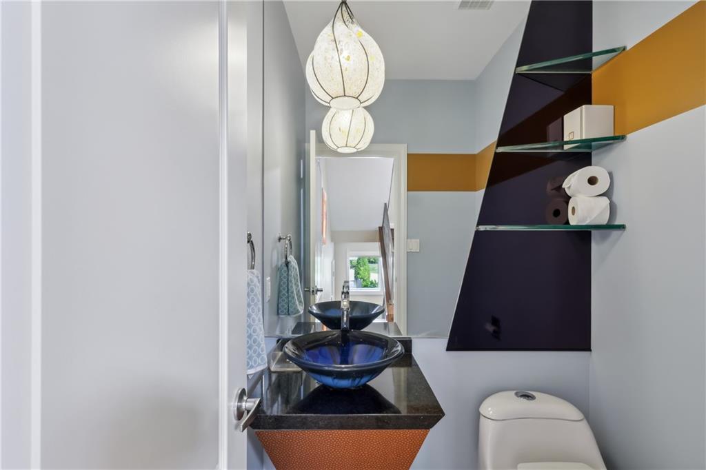 7091 Pinehurst Drive Presto, PA 15142 - Photo 9 of 29 a living room with furniture and a mirror