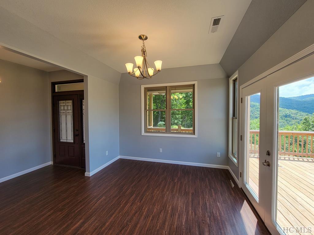 209 Cloud Dancer Ridge Franklin, NC 28734 - Photo 11 of 48 Gallery Image 11