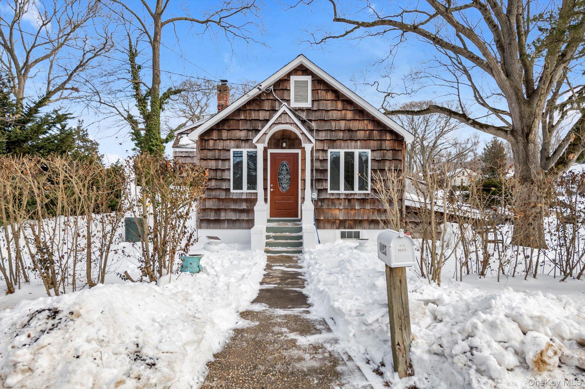 1117 St Johnland Road Kings Park, NY 11754 - Photo 1 of 20 Welcome to 1117 Saint Johnland Rd.