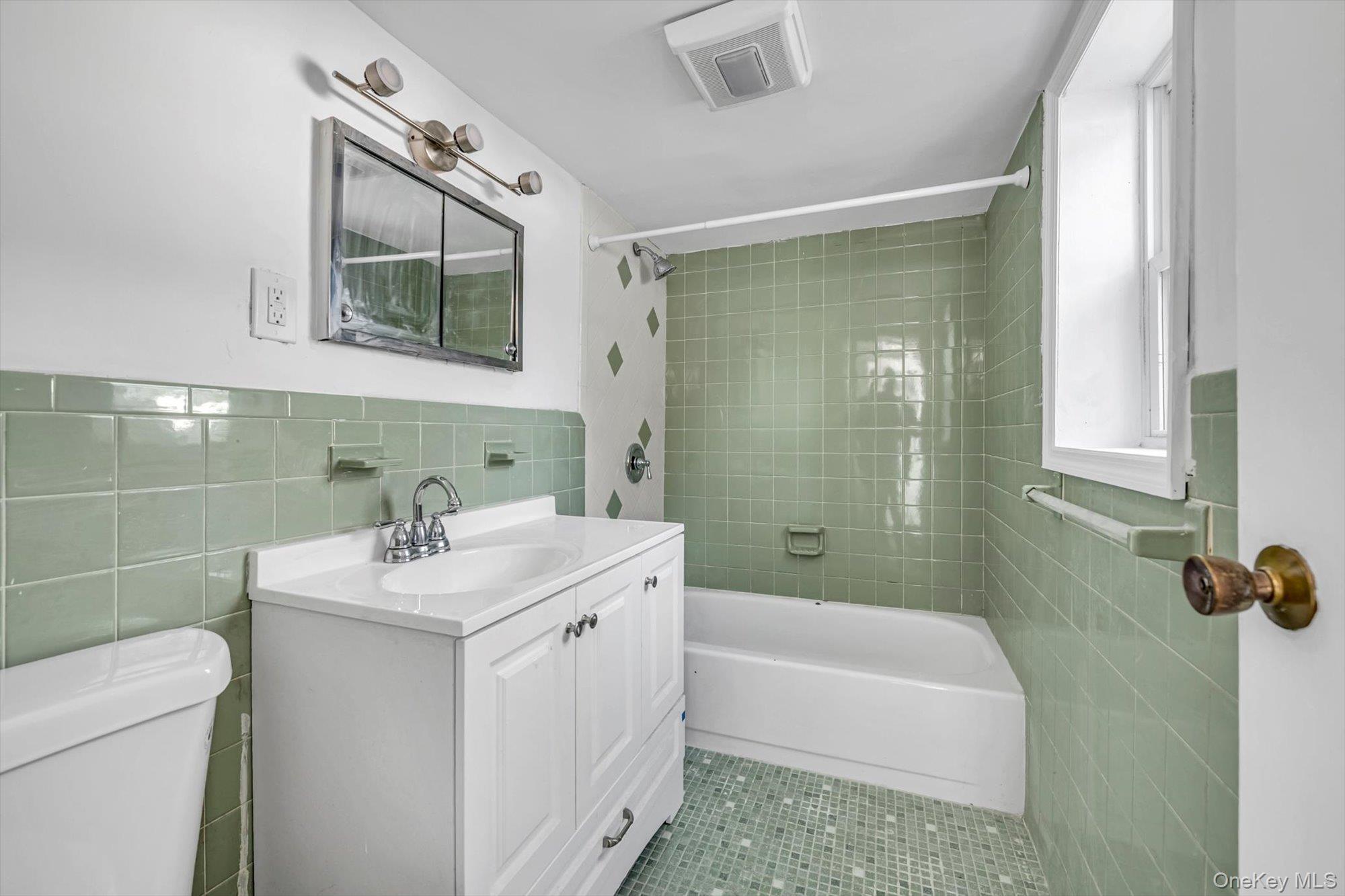 1117 St Johnland Road Kings Park, NY 11754 - Photo 12 of 20 2nd bathroom