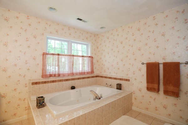 3 Forbes Road Hudson, MA 01749 - Photo 23 of 24 Gallery Image 23