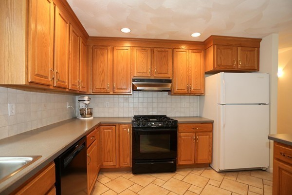 3 Forbes Road Hudson, MA 01749 - Photo 7 of 24 Gallery Image 7