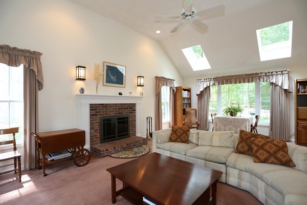 3 Forbes Road Hudson, MA 01749 - Photo 10 of 24 Gallery Image 10