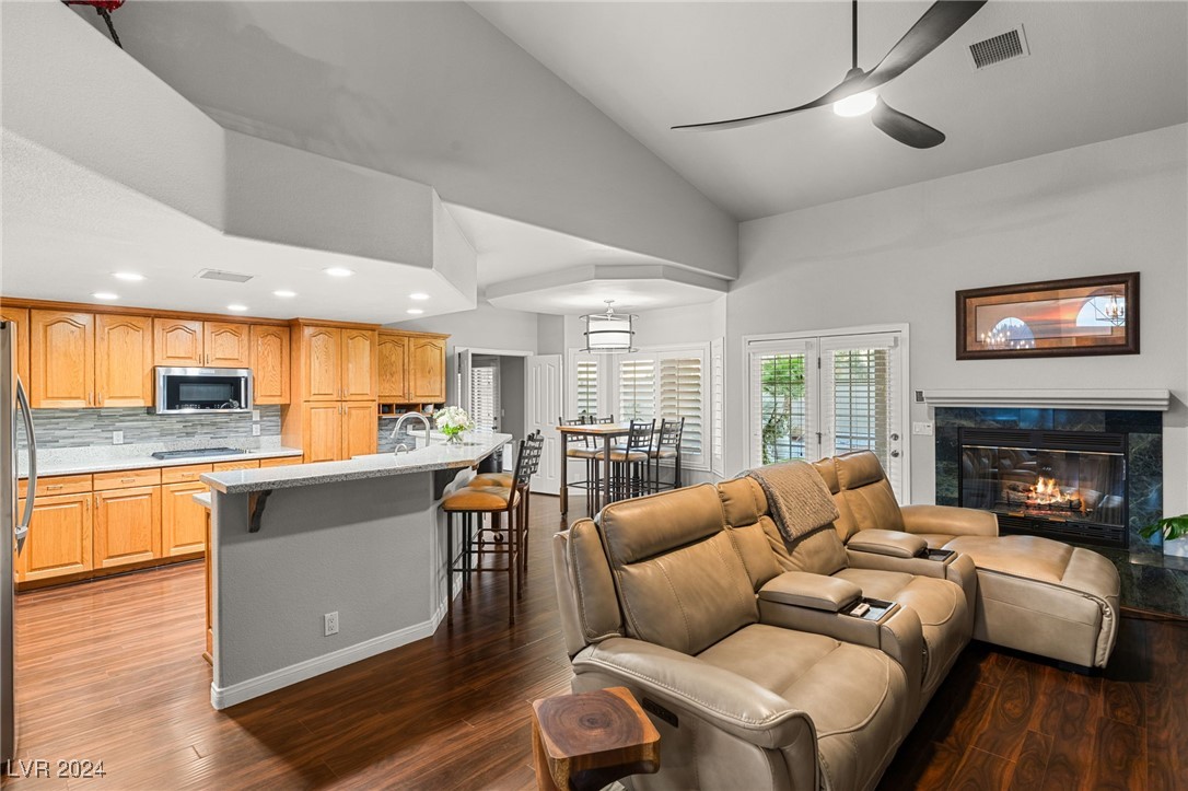 7837 Rancho Destino Road Las Vegas, NV 89123 - Photo 8 of 43 Gallery Image 8
