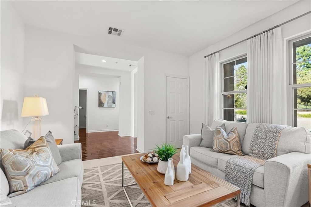 11 Tuscany Ladera Ranch, CA 92694 - Photo 5 of 62