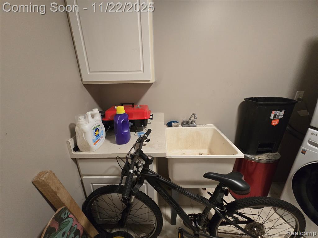 17551 East 10 Mile Road Roseville, MI 48066 - Photo 22 of 23