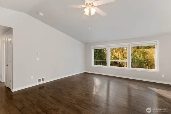$2,750 | 3122 Glacier Lane, Camano Island, WA 98282