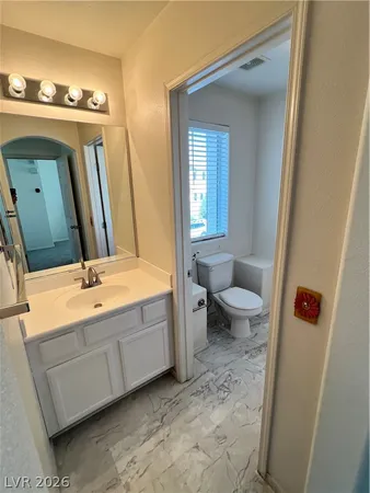 $2,000 | 8168 Finch Feather Street, Las Vegas, NV 89143